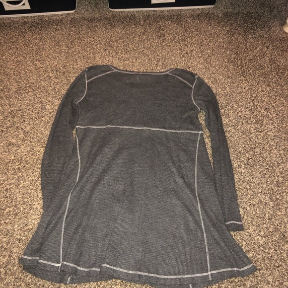 Grey tunic top! - Picture 3 of 3